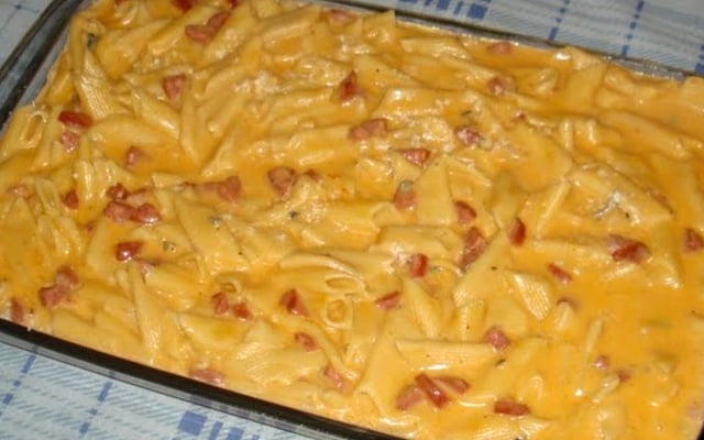 Macarrão de panela de pressão com queijo
