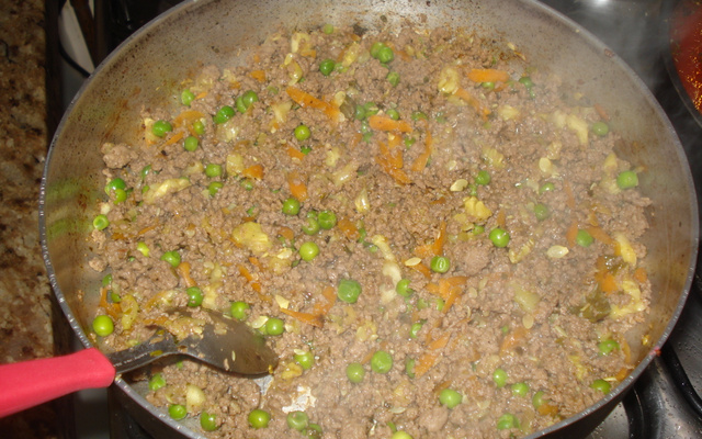 Abobrinha recheada com carne moída