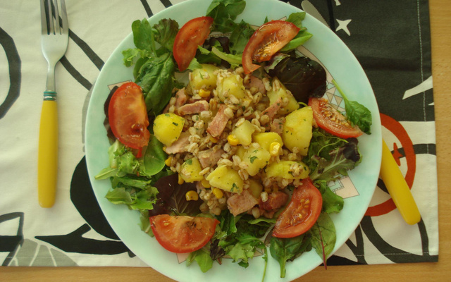 Salada de tender e batata