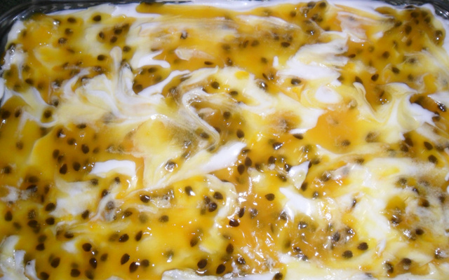 Torta pavê de maracujá