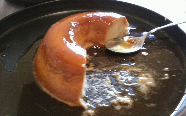 Vitamina de Ades com mel e pera