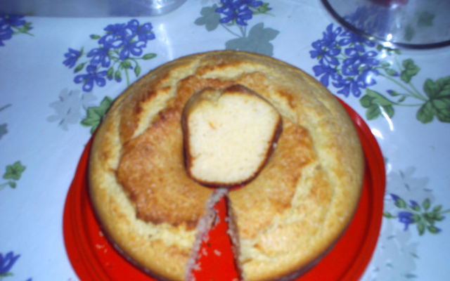 Bolo de flocos de arroz de liquidificador