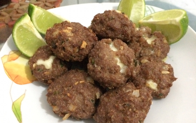 Bolinho de carne moída simples