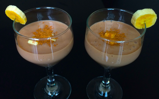 Vitamina de banana com canela