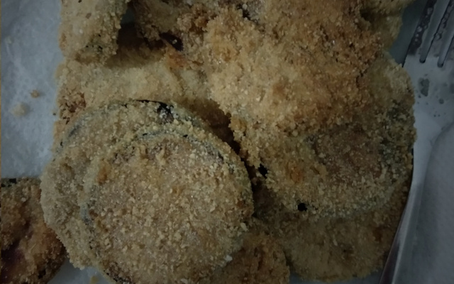 Berinjela a milanesa