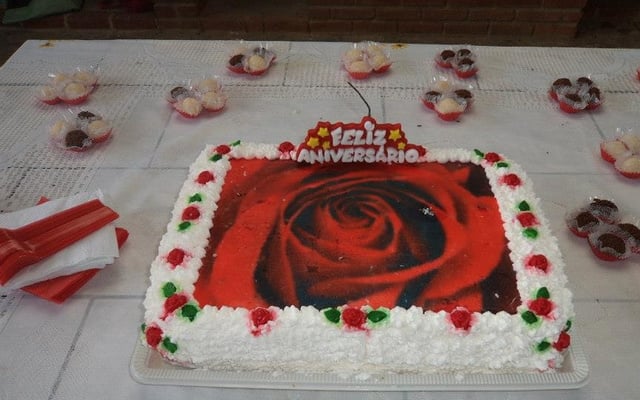 Bolo pão-de-ló com chantilly