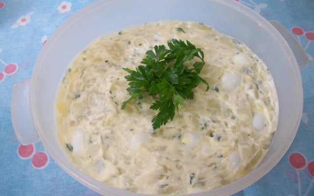 Salada de maionese com ovos de codorna do Marcelo