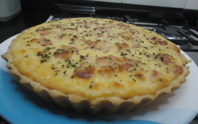 Quiche de queijo e presunto