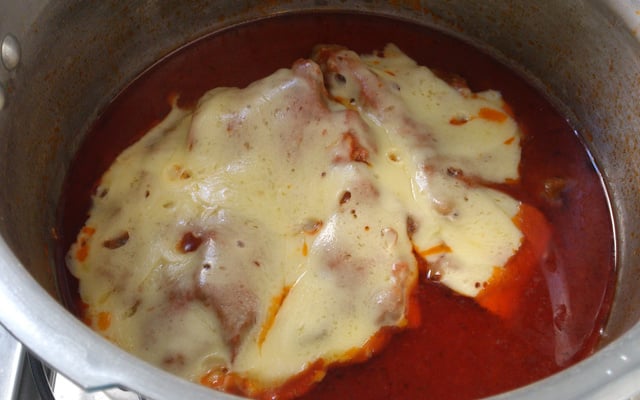 Filé de frango à parmegiana na panela de pressão