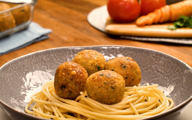 Almôndega de grão-de-bico