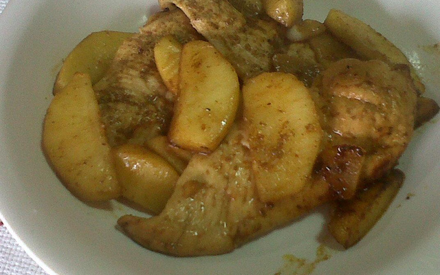 Filé de frango com maçã