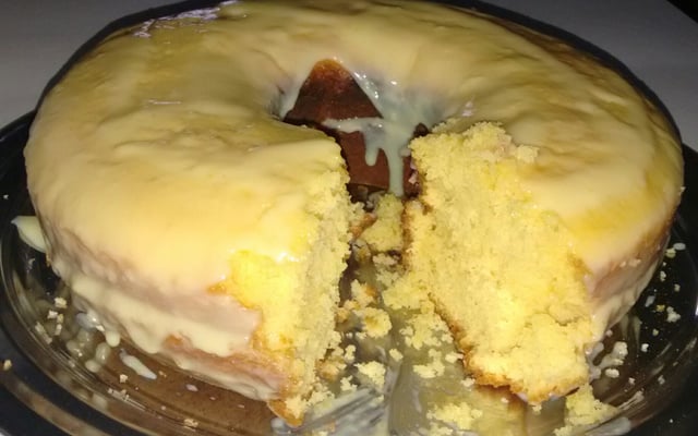 Bolo de laranja fofinho e amanteigado