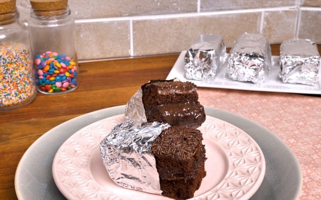 Bolo gelado de chocolate