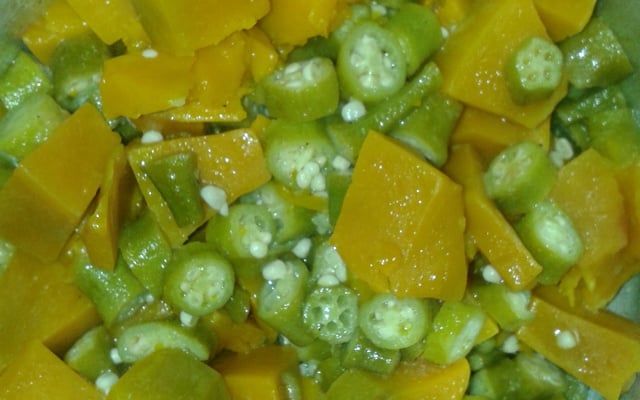 Refogado de quiabo com abóbora