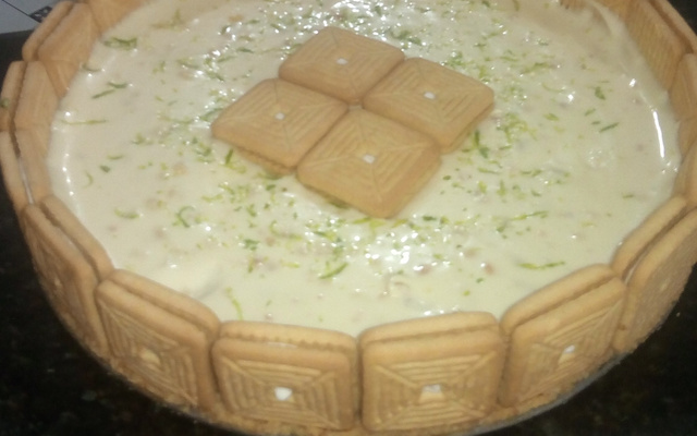 Torta de limão com chocolate branco