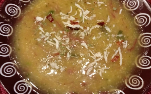 Creme de mandioquinha com carne seca