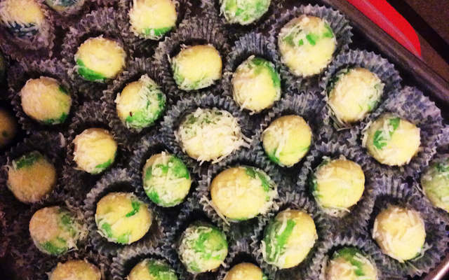 Docinho bicolor de leite em pó