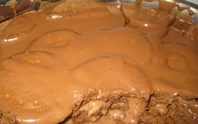 Torta de bolacha com doce de leite