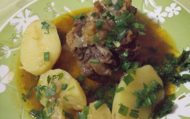 Rabada com batata e agrião