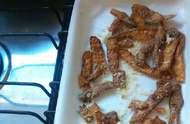 Casca de batata frita