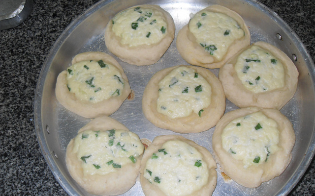 Esfirra aberta de carne