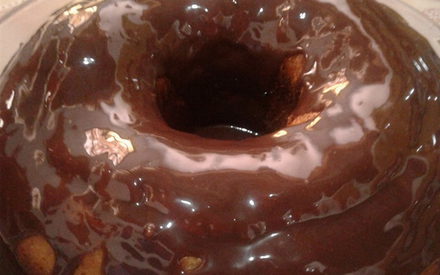 Cobertura de chocolate com leite condensado