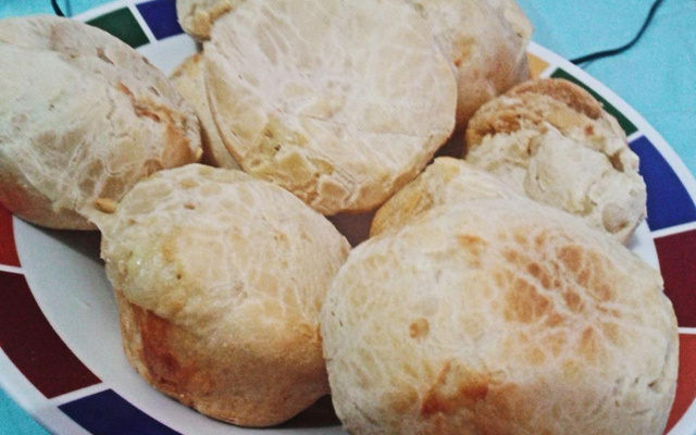 Pão de queijo francês (Camembert)