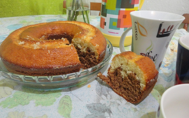 Bolo mármore com iogurte