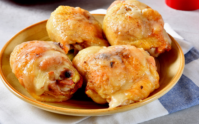 Frango recheado com presunto e mussarela