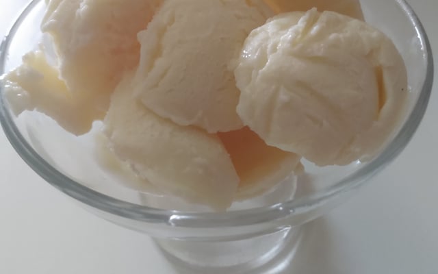 Sorvete de creme caseiro