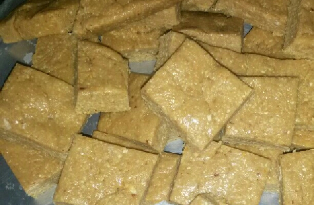 Paçoca de amendoim com bolacha maizena