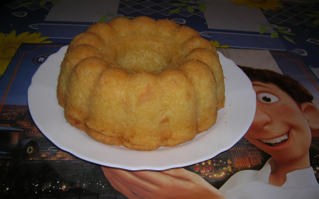 Bolo caipira de mandioca