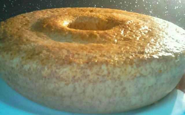 Bolo de malharia com parmesão tipicamente mineiro