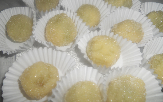 Docinho de uva com brigadeiro branco