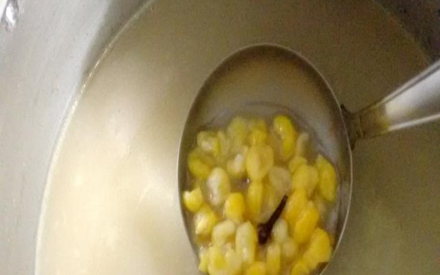 Munguzá caseiro sem leite