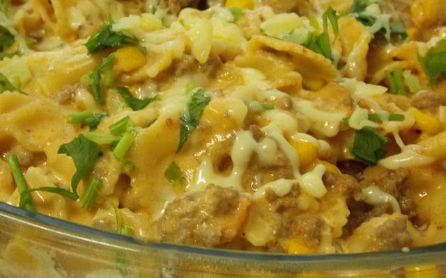 Macarrão na pressão com carne moída