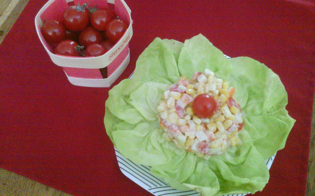 Tártaro de vegetais com surimi 