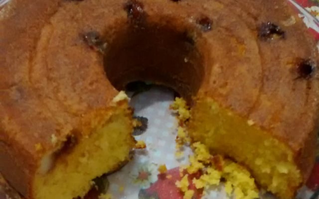 Bolo de milho com requeijão