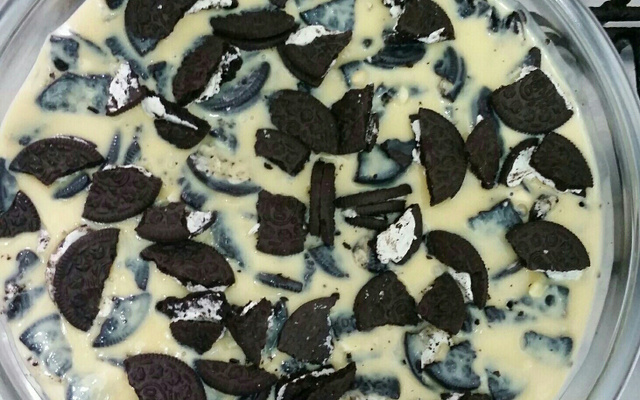 Pavê de chocolate branco com Negresco