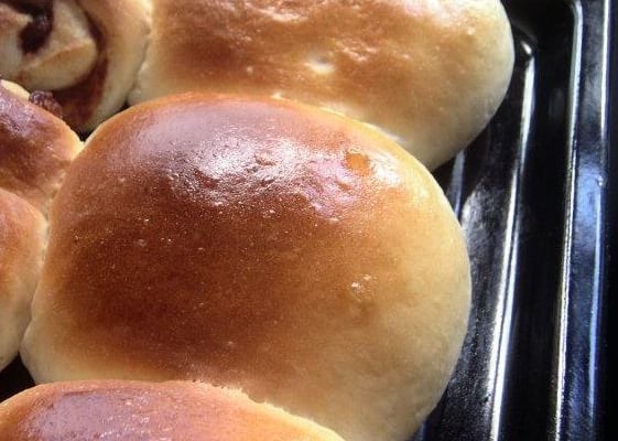 Pão de batata recheado