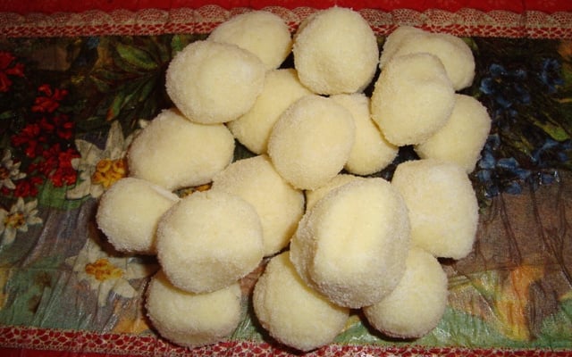 Bala de leite em pó