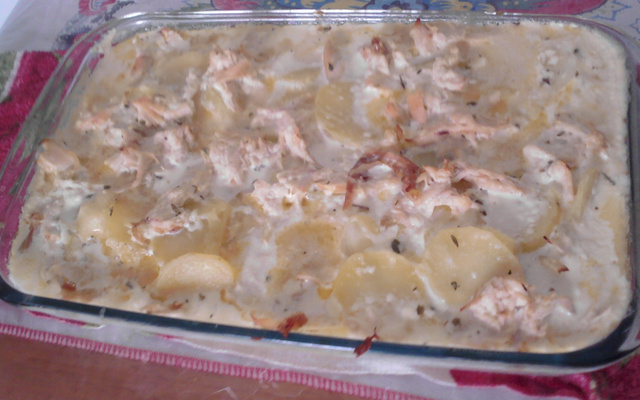 Frango cremoso com batata