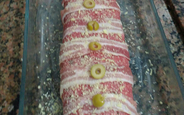 Rocambole de carne moída