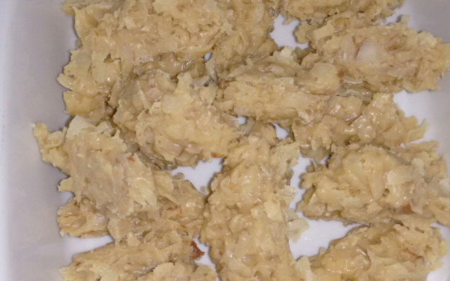 Cocadinha de leite condensado