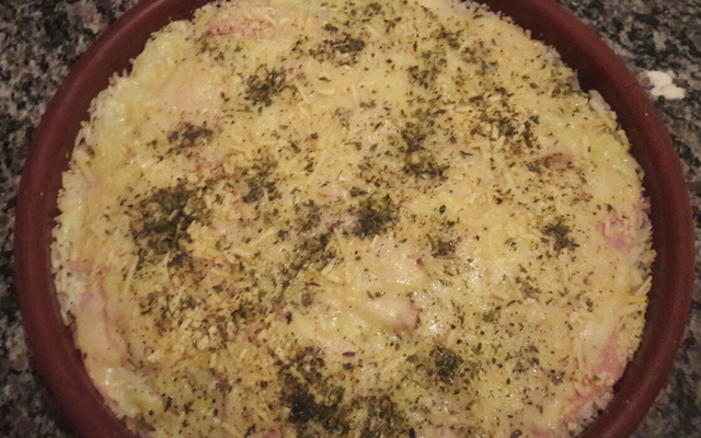 Arroz de forno com carne moída
