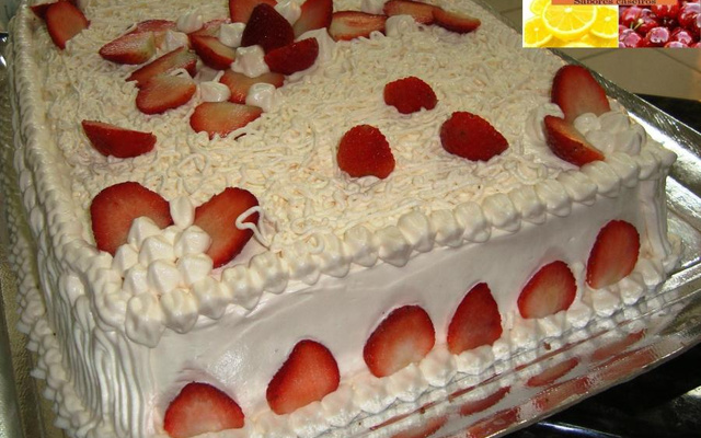 Bolo de morango