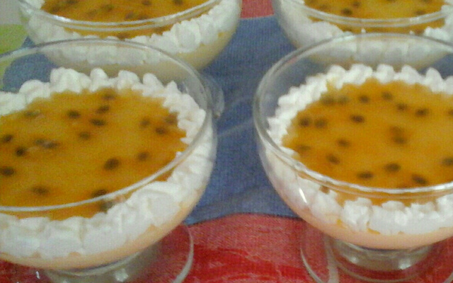 Mousse de maracujá cremoso