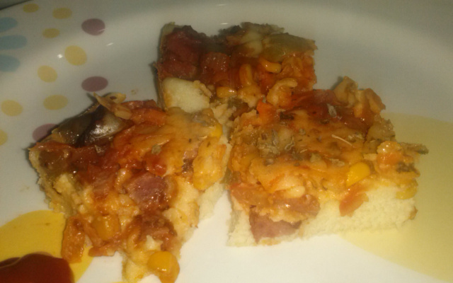 Torta de calabresa com legumes