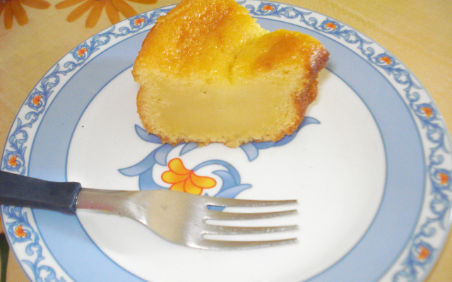 Bolo de fubá com laranja