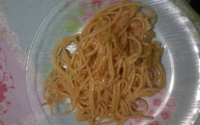 Macarrão com repolho